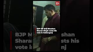 Brij Bhushan Sharan Singh casts his vote in Kaiserganj #loksabhaelection2024 #phase5