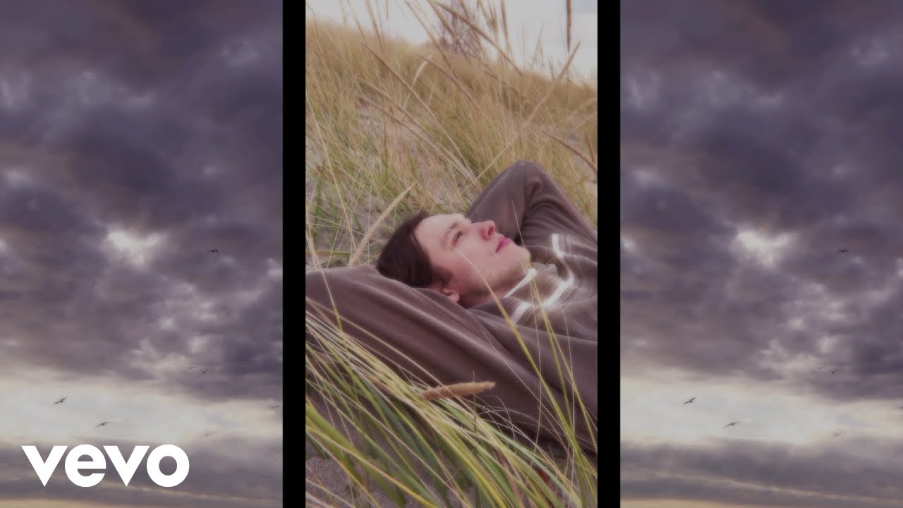 Guarda John Fellner - Everything (Lyric Video) su YouTube Guarda John Fellner - Everything (Lyric Video) su YouTube