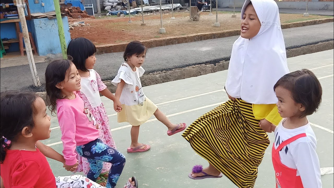 Saya orang Miskin saya orang Kaya permainan Tradisional | Salsakids