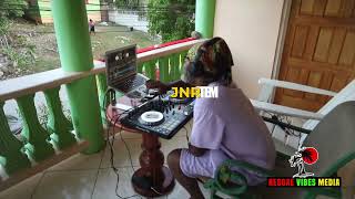 JNR Blasting tunes pon di Endz feat Bescenta, Busy Signal, Rufftop Rock I (Ja Reggae Party) Negril