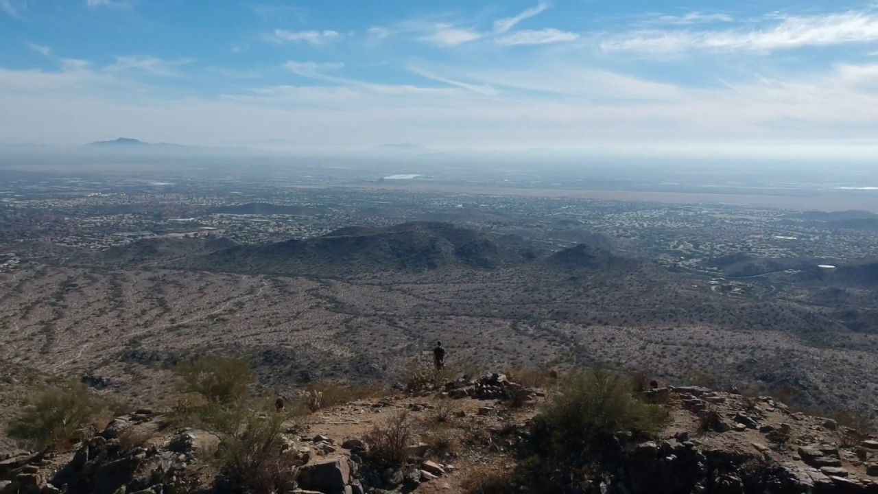 Handpan sountrack in the Arizona desert (drone cinematography)