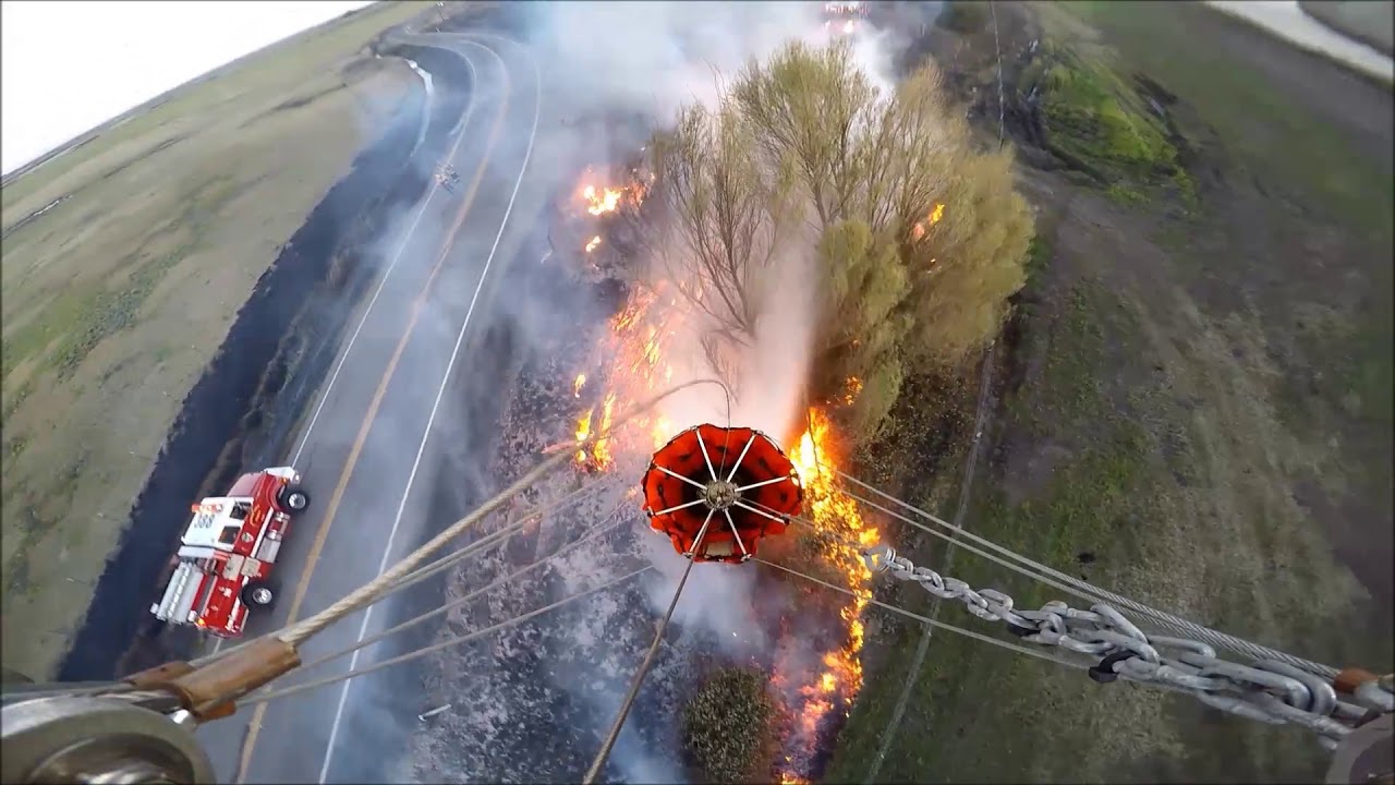 How Do Helicopters Drop Water On Fires?