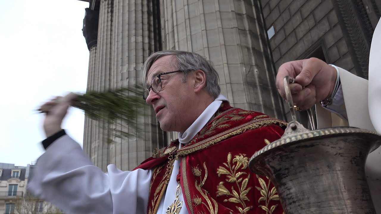 Mgr Chauvet à La Madeleine Dimanche des Rameaux et de la Passion YouTube