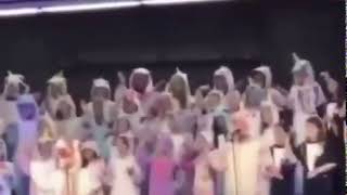 Kids singing nae nibba
