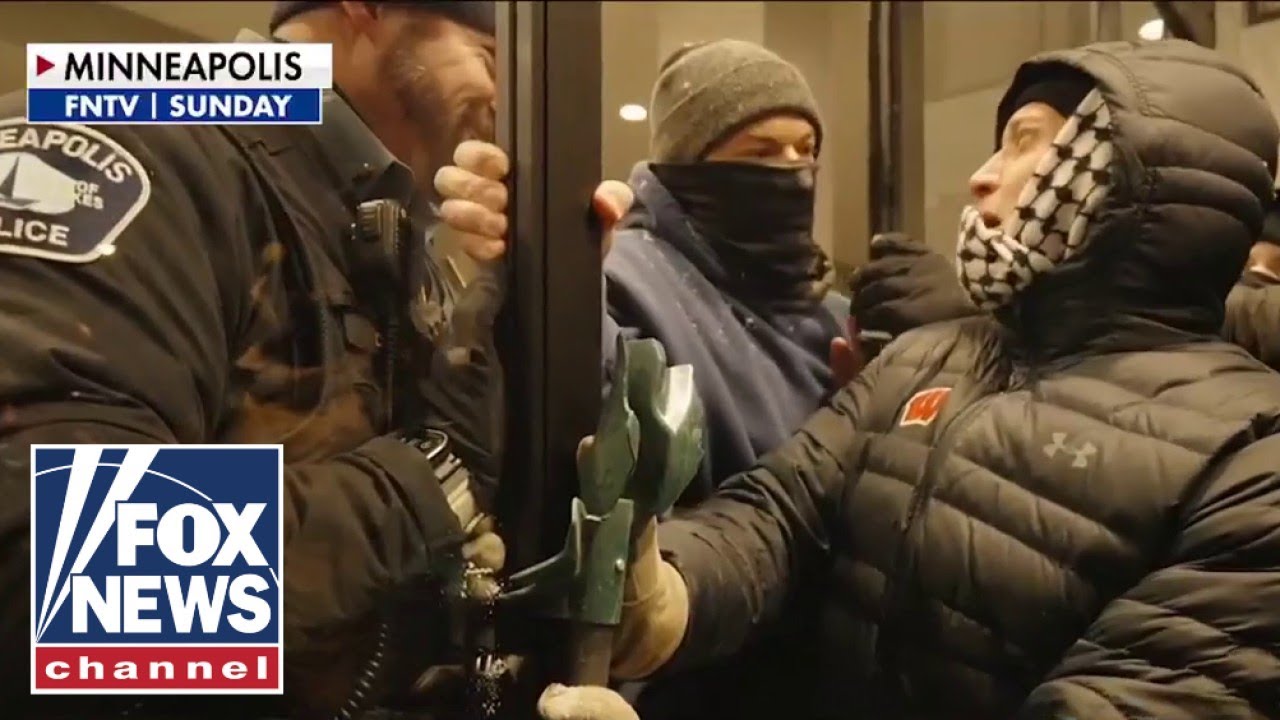 Agitators ESCALATE, riot at Minneapolis hotel looking for ICE Agitators ESCALATE, riot at Minneapolis hotel looking for ICE