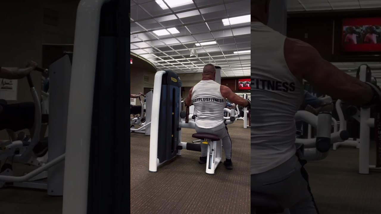 Wide grip rows are great for working upper back thickness. Make sure you’re pulling