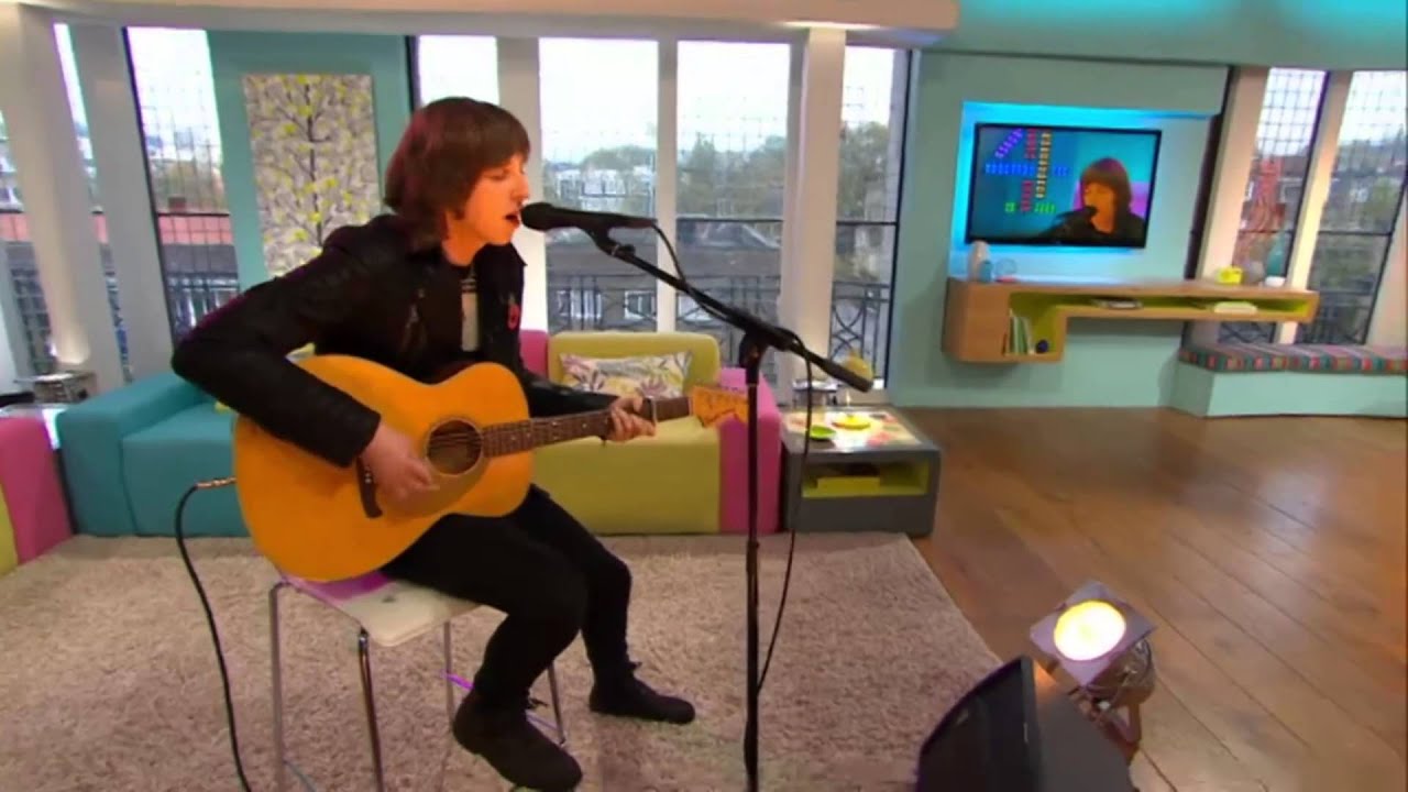 Van McCann (Catfish & The Bottlemen) - Coccon | Live on C4 Sunday Brunch