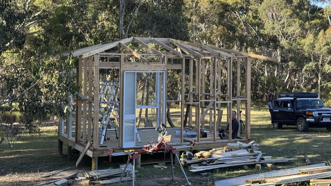 Australian Country Shack Build with Hip Roof - Floor and Framing