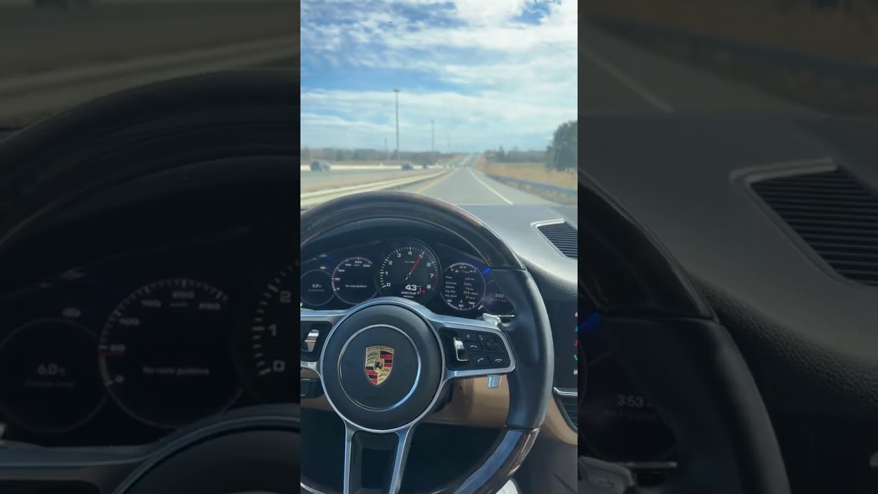 0-100 in a 2022 Porsche Cayenne 🚀🔥 