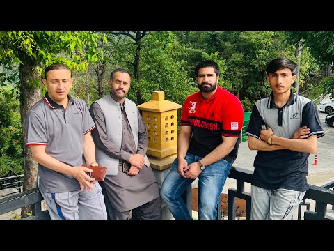 Mother day celebrate kia❤️our dosto ky sath gia muree ghumny❤️bacho sy football match be har gay😩