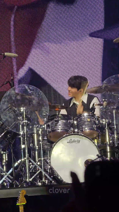 241201 Freely (Free하게)  - Dowoon drums Outro  DAY6 3RD WORLD TOUR [FOREVER YOUNG BKK] #day6 #dowoon