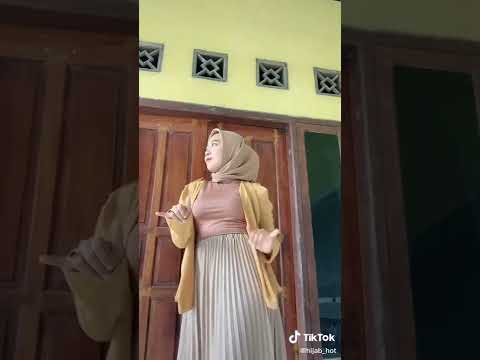 hijab hot goyanganya bikin sange