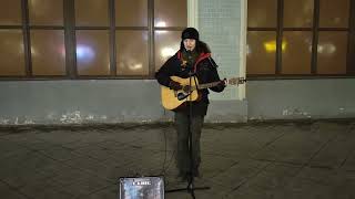 Иван Дорн - Северное сияние - #кавер песни спел под #гитару на #Никольской_улице #музыкант в #Moscow