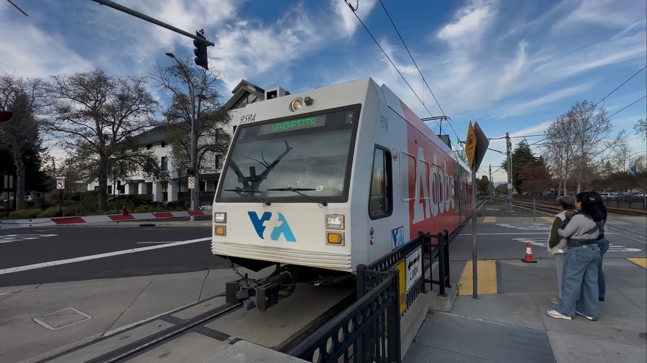 Southbound VTA Green Line Light Rail arrives and departs Downtown Campbell Station 