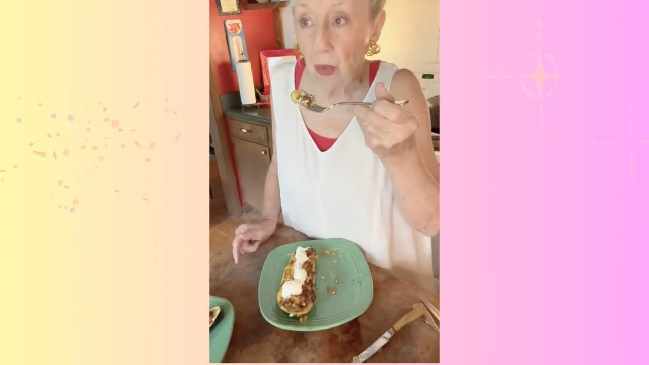This Zucchini Boat is Scrumptious | Cooking With Brenda Gantt