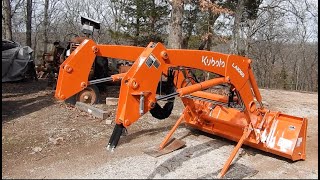 Never Remove Loader On Soft or Uneven Surfaces  MX5400 screenshot 2