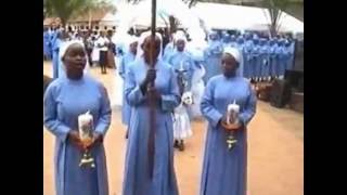 Video thumbnail of "Nga Muwoomedde ebyambalo by Bannabikira Sisters"