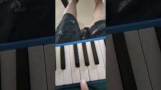 Mencoba telolet Basuri pianika stroberi mangga nanas 😂🤣🍍