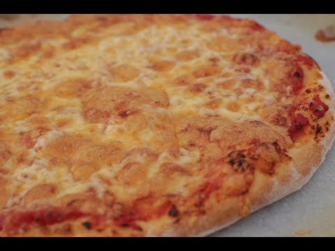 וִידֵאוֹ: איך מכינים פיצה איטלקית דקה