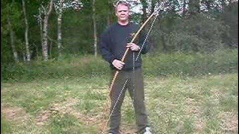 Stringing a Longbow with stringer