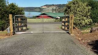 E8 Swing kit for a Single gate operation