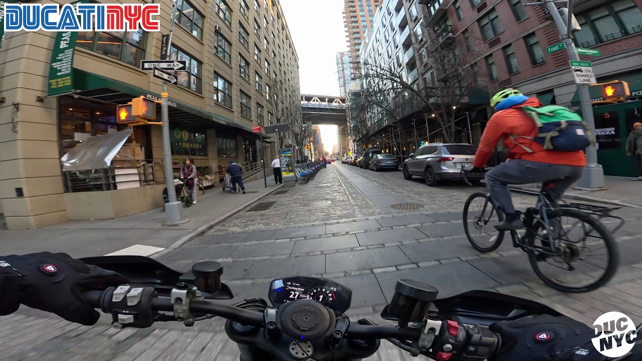 Зачем так ездить? Агрессивность езды в городе.