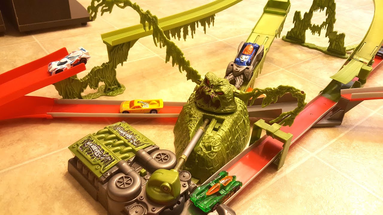 Swamp Beast AcceleRacers Track Playset 