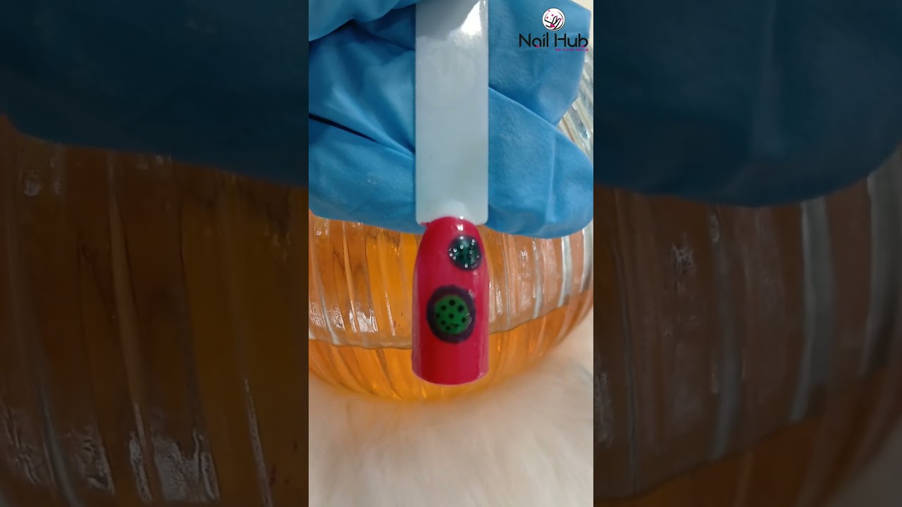 🍓🍍 Fruity, Fun & Fabulous – Nail Art that pops with color! 💅✨ 