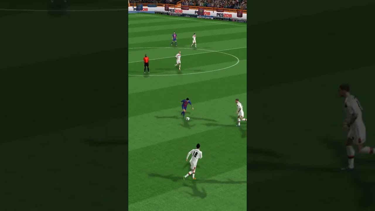 Amazing passes and goal by Barca in the FTS game 🤩 💯