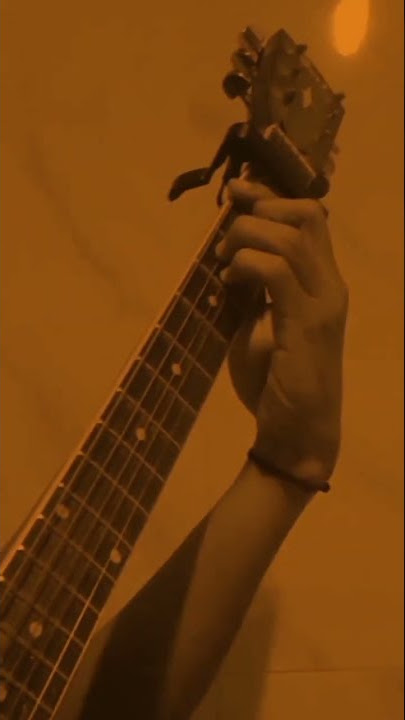 Story Wa tak ingin usai - cover gitar #akustik #shorts #storywa