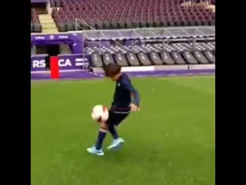 خليفة ميسي و رونالدو الجديدة الموهبة المغربية ريان بونيدا و الاسم الأبرز في الكرة العالمية الصاعدة