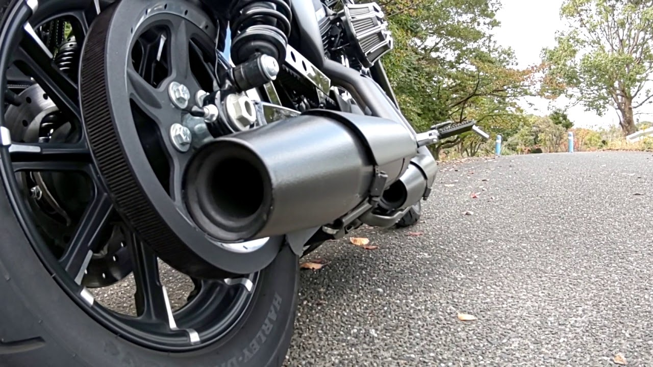 北米マフラー＋20mmパンチアウト 883N - YouTube