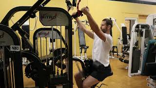 Machine Pulldown (Nautilus Pulldown Dual Handle)