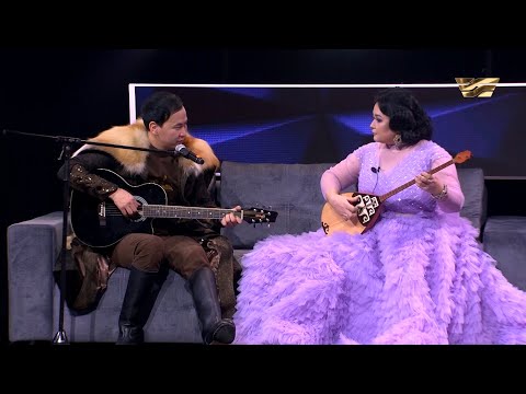 Трусикисіз жұмыста порно видео Кавказдық гей секс