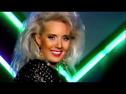 Lepa Brena - Pokloni mi noc - Vece sa Lepom Brenom -  (RTS 1990)