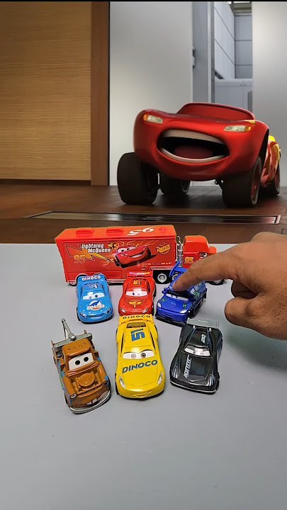 Mcqueen calling disney pixar car toys #206 #mcqueen #disneypixarcars #cartoys