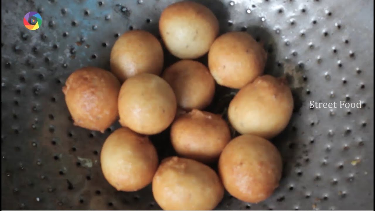 Mysore Bonda Popular South Indian Food - Mysore Bonda Making | Street Food Mania