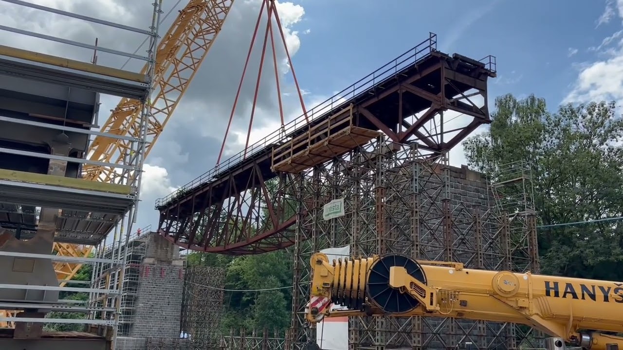 Snesení železničního mostu na trati Tábor - Bechyně