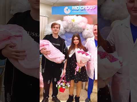 Маша из «Ворониных» показала новорожденную дочь #shorts