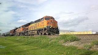 VID202005080 BNSF 3958 ET44C4 southbound 05 50 PM 24 May 2020 Edmond Oklahoma by Ronald E Estes
