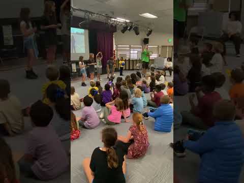 Be A Leader! Singing At Empresa Elementary School in Oceanside, CA