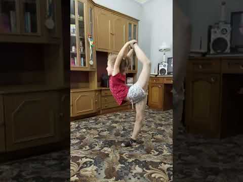Ковтун Карина Художественная гимнастика Харьков - YouTube