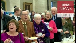 ゆりかごから墓地まで　英コーホート研究が71年目に