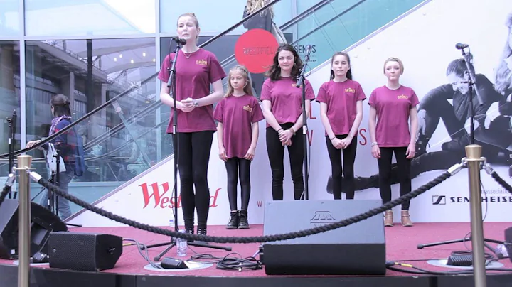 Holly Adams sings Dreamed a Dream
