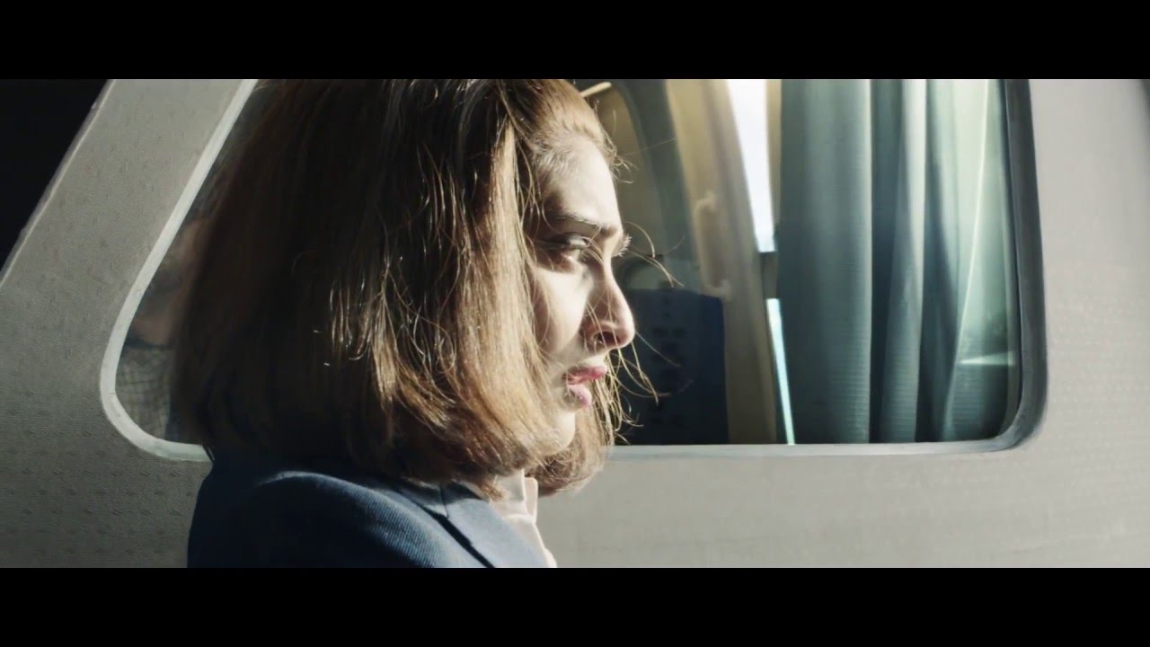 Neerja | Official Trailer - Saluting the Voice of Bravery 