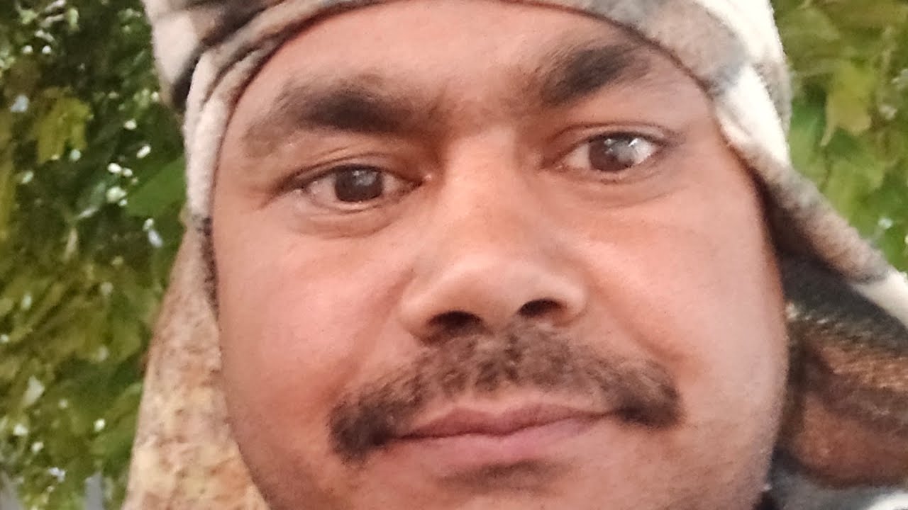 Akshay Kumar Sharma  is live