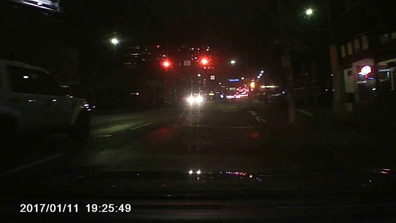 Bad Driver USA - Blatantly running a red light. - YouTube