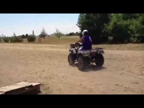 honda-350-rancher-jump!-wtf?