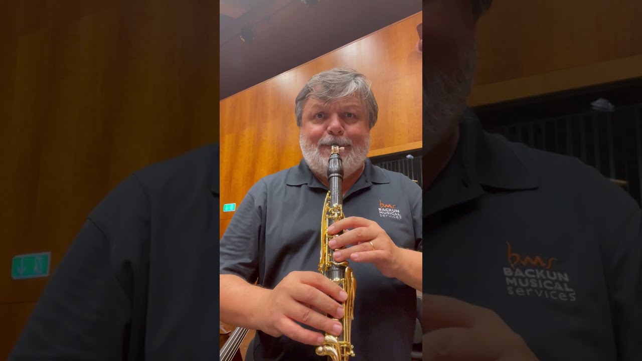 Ciesla Fantasque (excerpt) Corrado Giuffredi, clarinet solo auf YouTube ansehen Ciesla Fantasque (excerpt) Corrado Giuffredi, clarinet solo auf YouTube ansehen