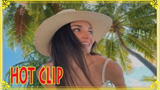 Hande Erçel Y Pınar Deniz Fueron H0Rneados En El Mismo Bikini